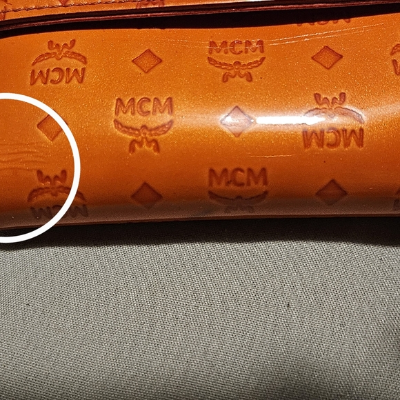 Authentic MCM compact wallet. - Picture 3 of 10